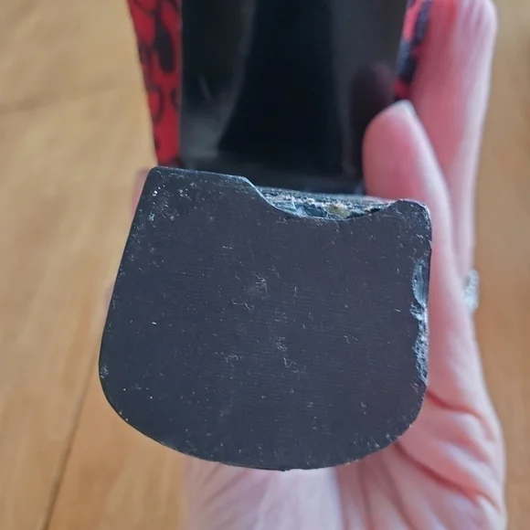 Yves Saint Laurent YSL Vintage Embroidered Block Heels Red and Black 6.5 M - Picture 5 of 10